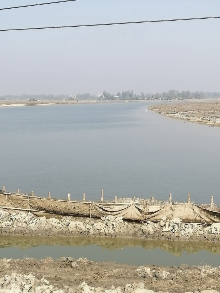 অবৈধভাবে দখলে মাতারবাড়ী রাঙ্গাখালী খাল