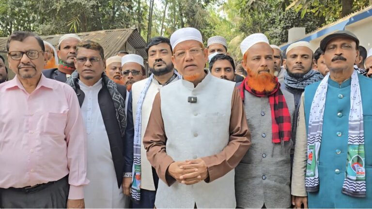 ভোট কারচুপির অপচেষ্টা জনগণ রুখে দেবে: হামিদুর রহমান আযাদ
