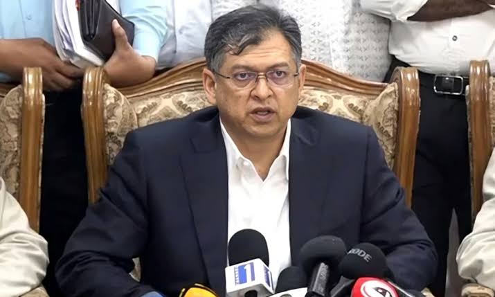 লেভেল প্লেয়িং ফিল্ড মোটামুটি ভালো: সালাহউদ্দিন আহমদ