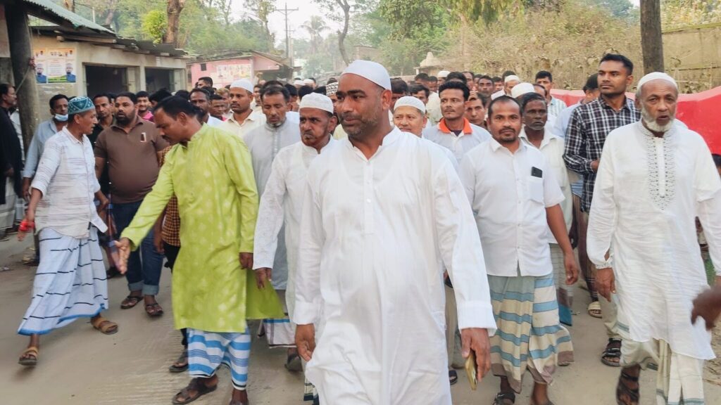 মাতারবাড়ীতে ঈদ পরবর্তী শুভেচ্ছা বিনিময়ে চেয়ারম্যান পদপ্রার্থী মামুনুল ইসলাম মামুন